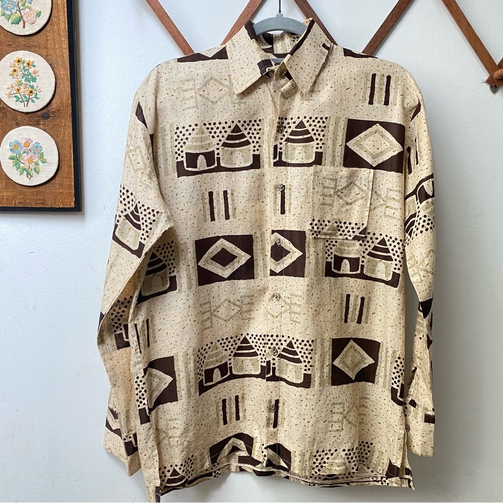 🍄  Navajo Wigwam Patterned Button Up Shirt